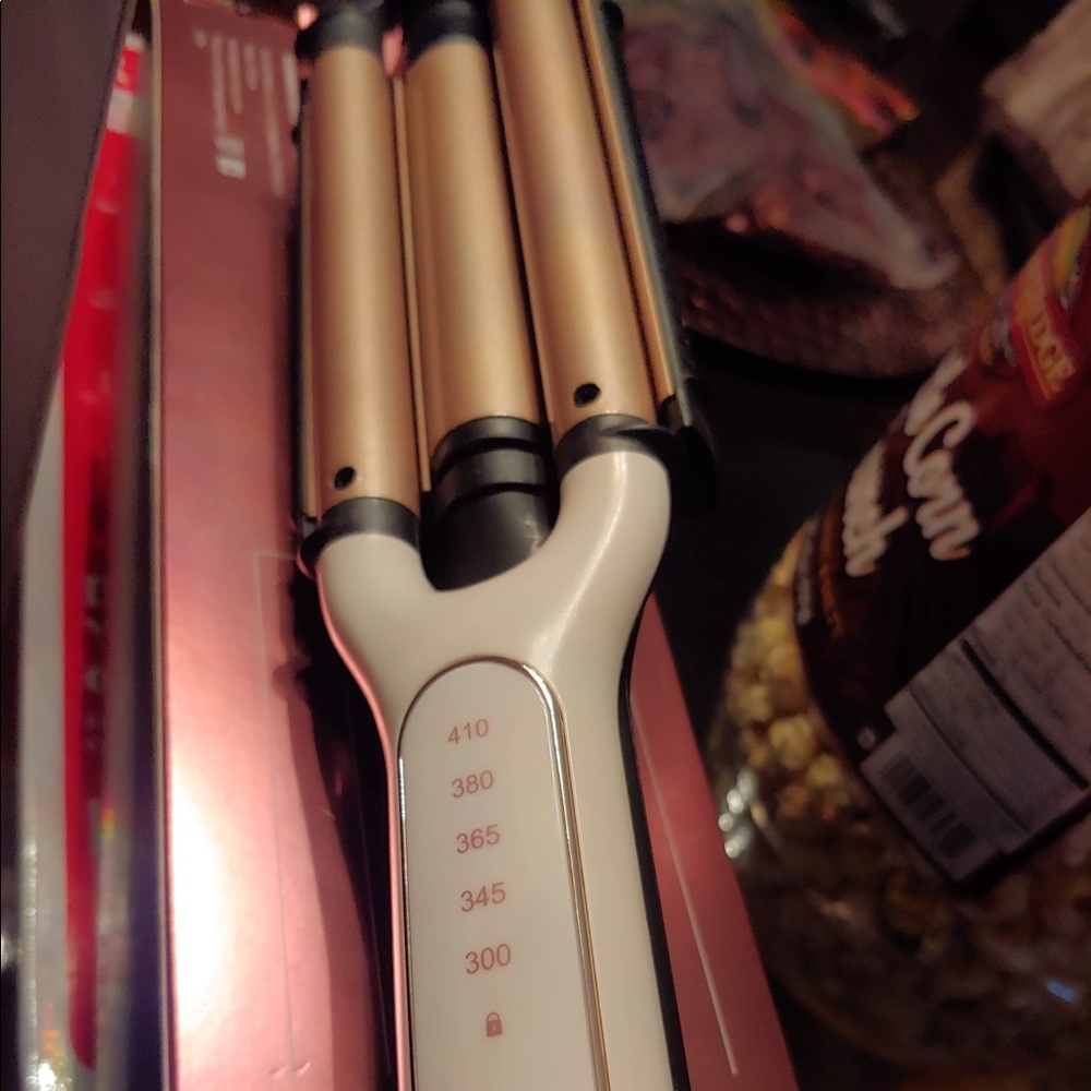 Wave curling Iron